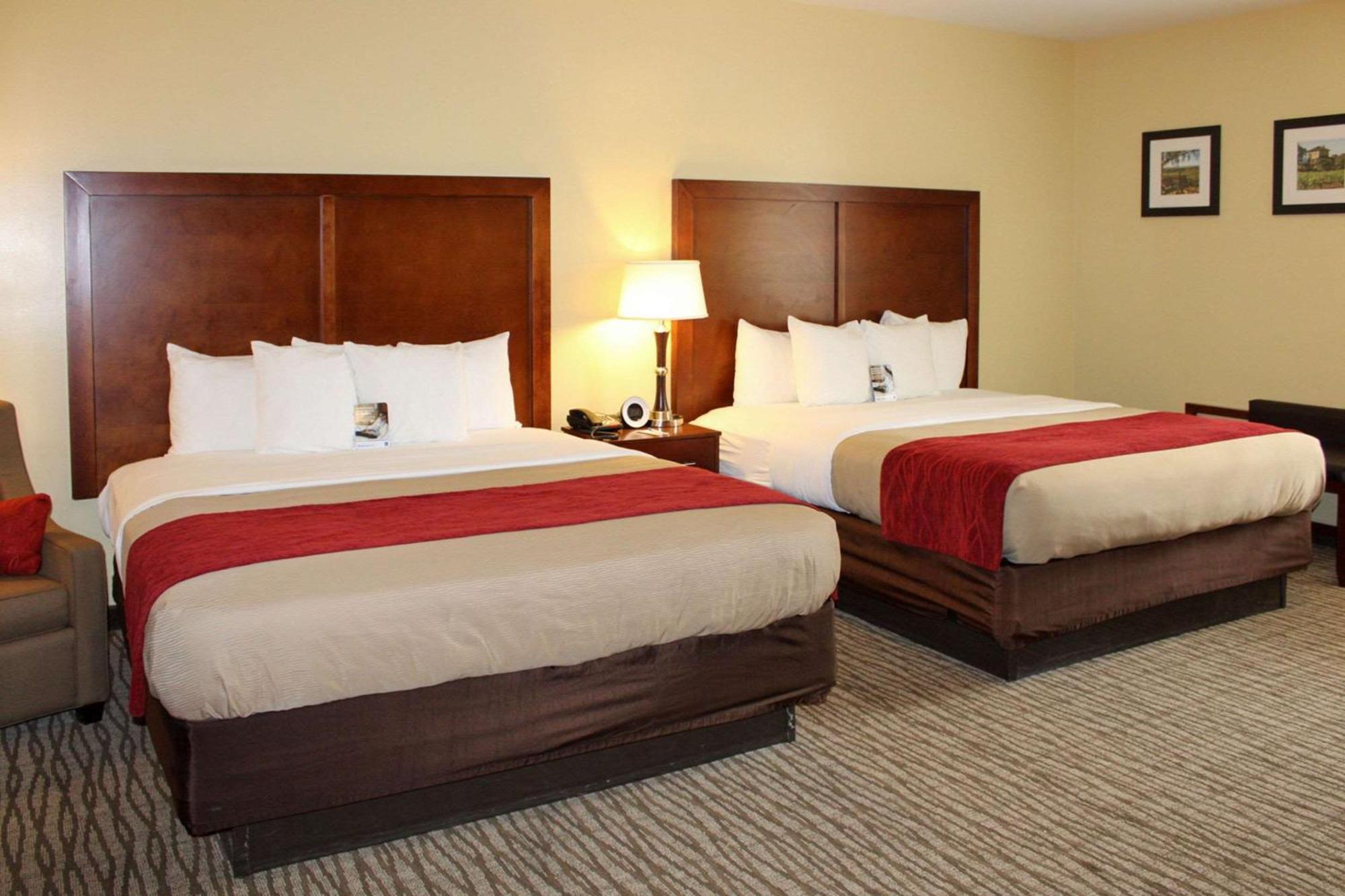 Comfort Near Fairplex Estalagem 3*